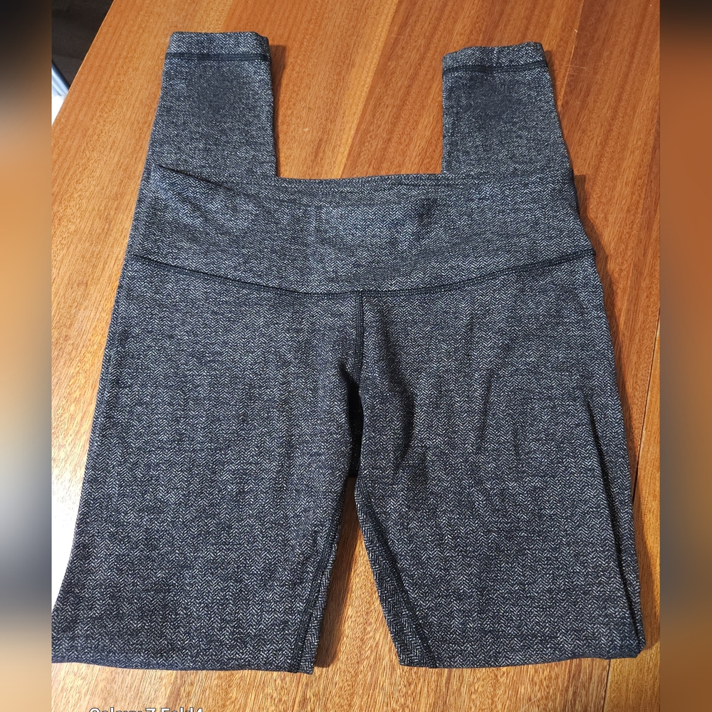 Lululemon Gray Patterned Leggings Sz 10